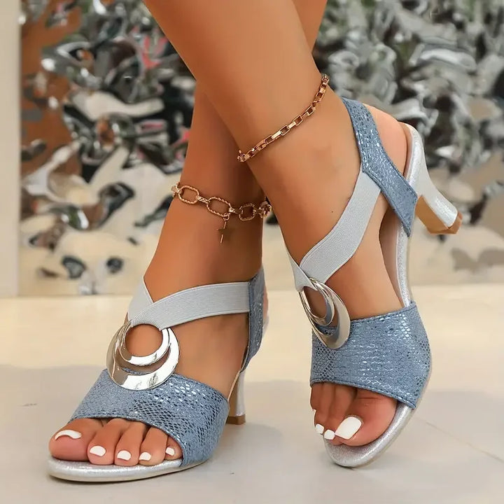 Soléna | Sandals with Metallic Detail