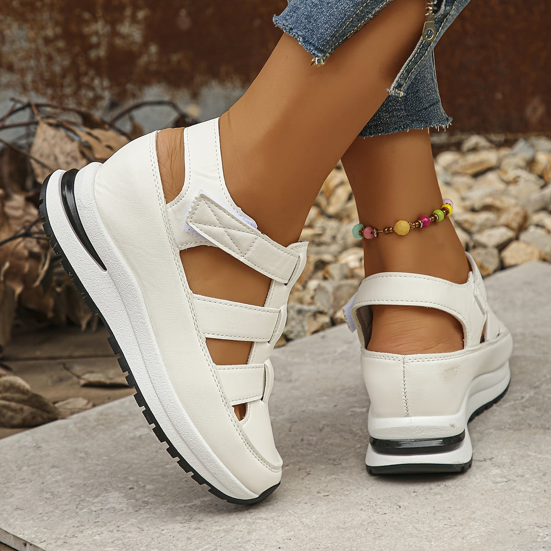 Lottie | Soft sole platform sandals with round toe