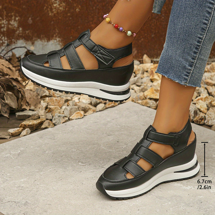 Lottie | Soft sole platform sandals with round toe