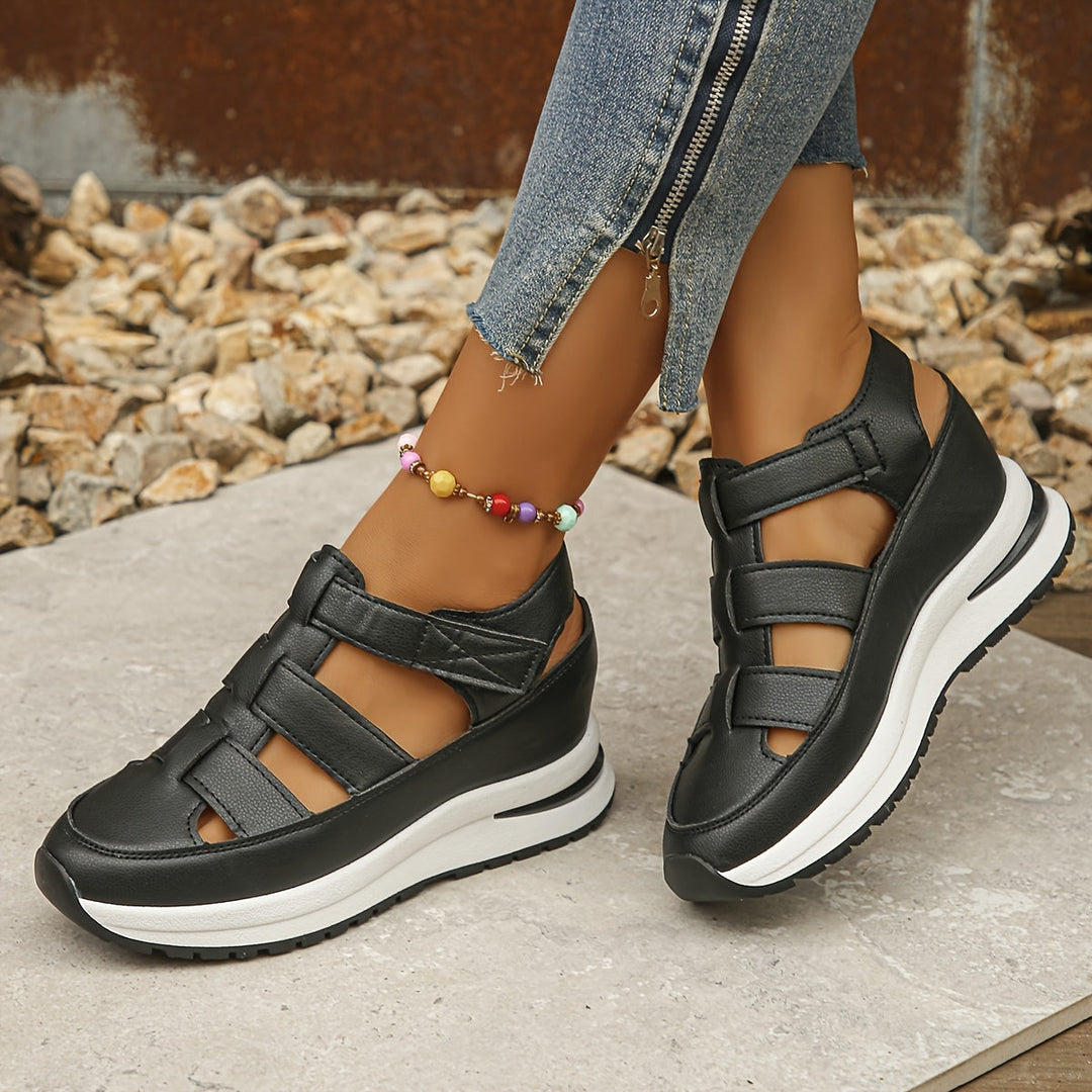 Lottie | Soft sole platform sandals with round toe